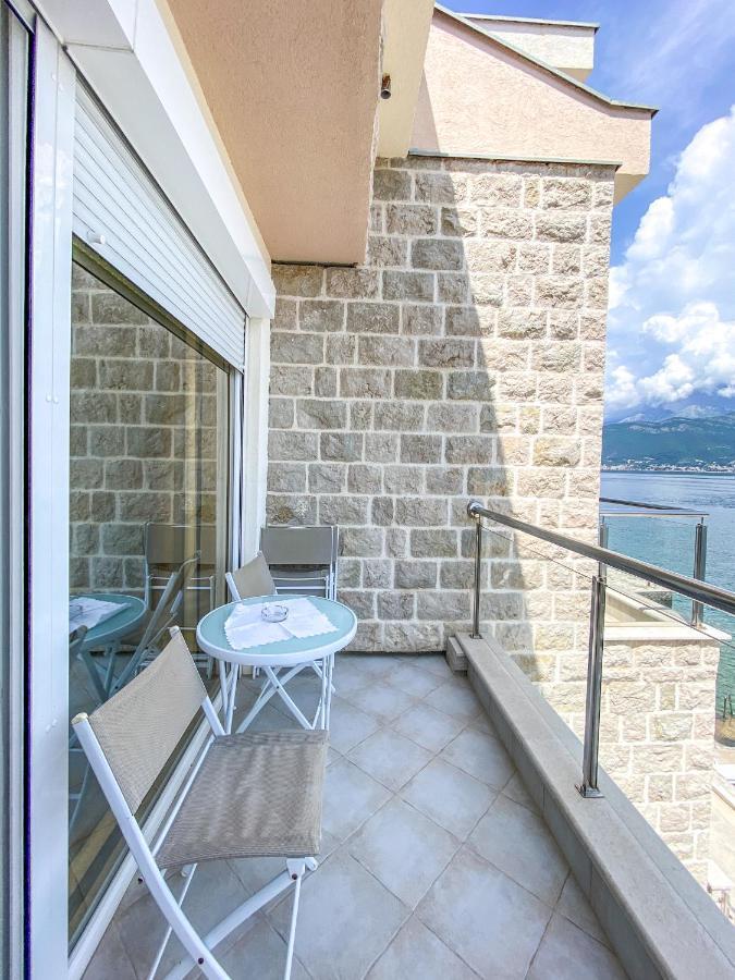 Leut Apartments Tivat Exterior foto