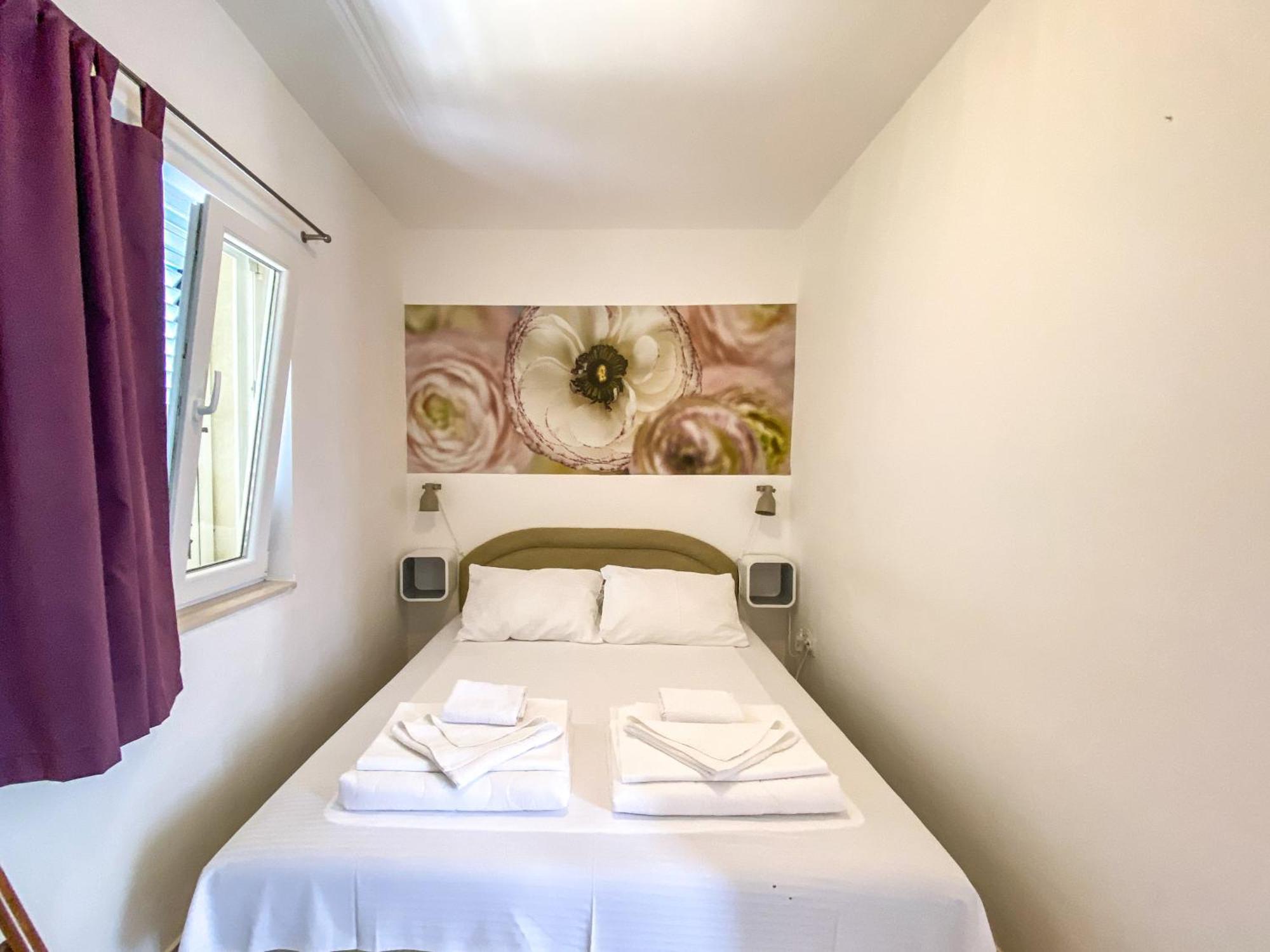 Leut Apartments Tivat Quarto foto
