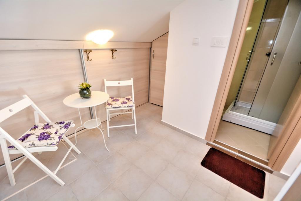 Leut Apartments Tivat Exterior foto